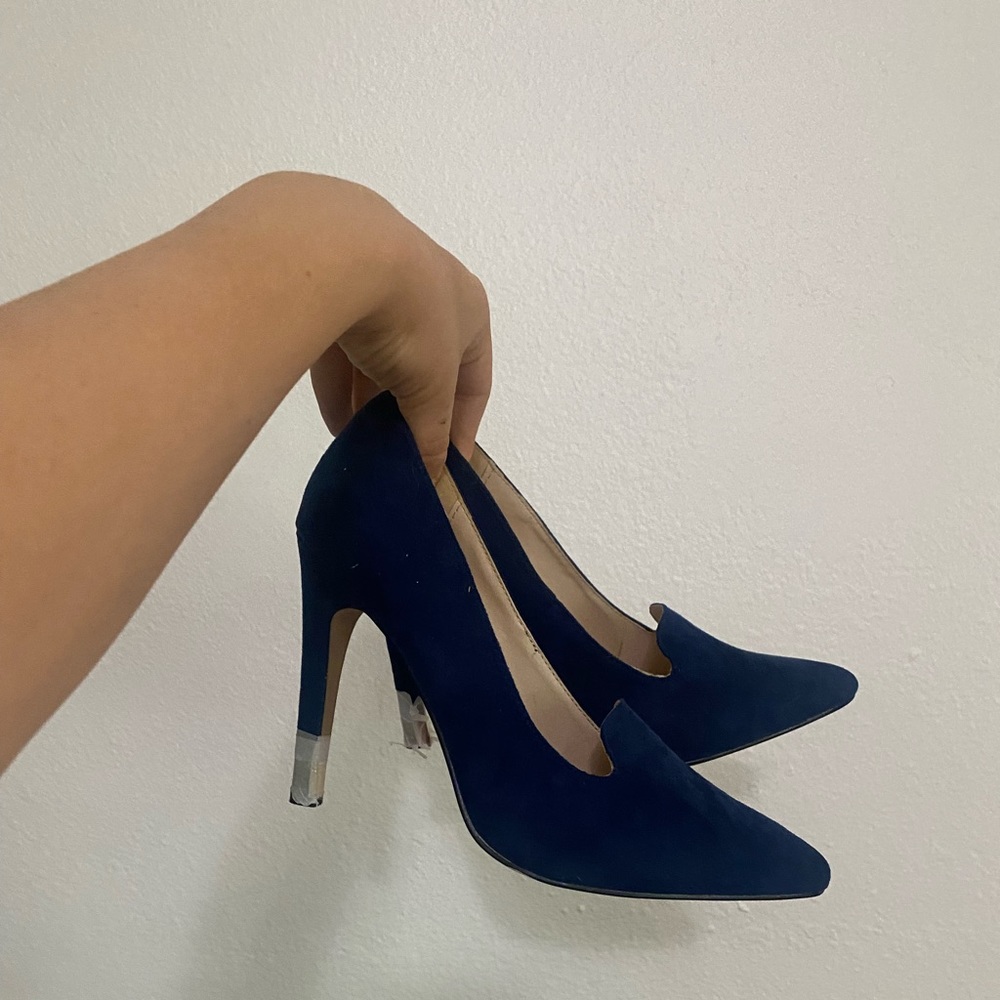 Eva Mendes New York & Company Navy blue velvet heals